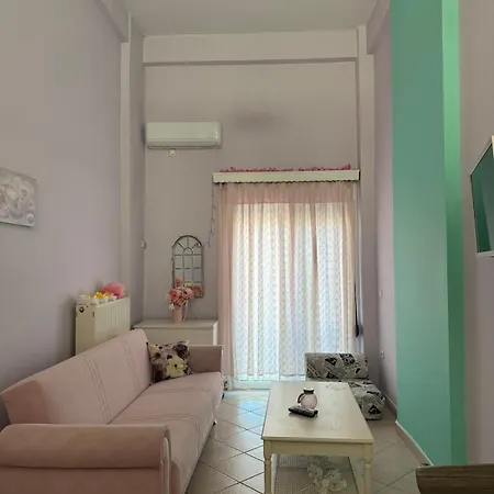 Petit Loft 아파트 Chalkís
